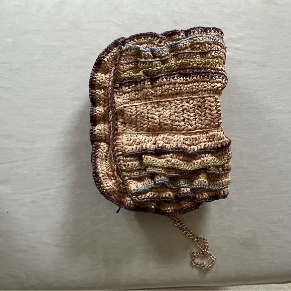 Anthropologie Maeve Natural Ruffle Clutch NWT - Picture 2 of 3